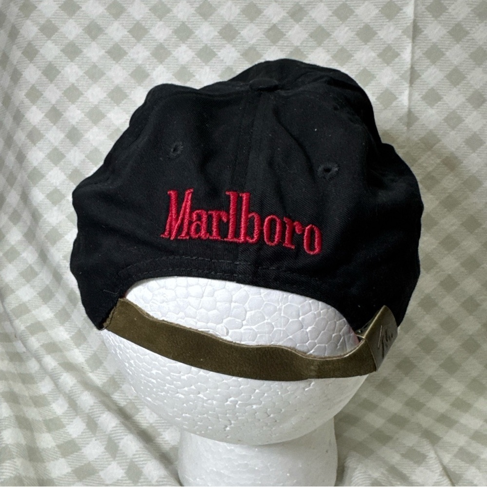 Vintage 90s Marlboro Country Store Black Cap Hat Snapback Strapback Cigarettes - Picture 3 of 7